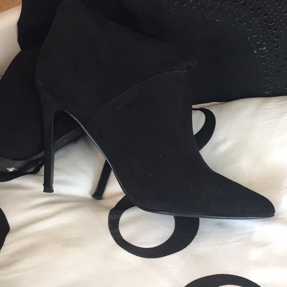 Express Boots - Picture 4 of 6